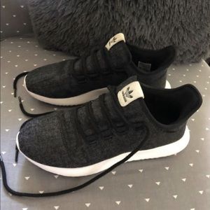 Adidas Tubular